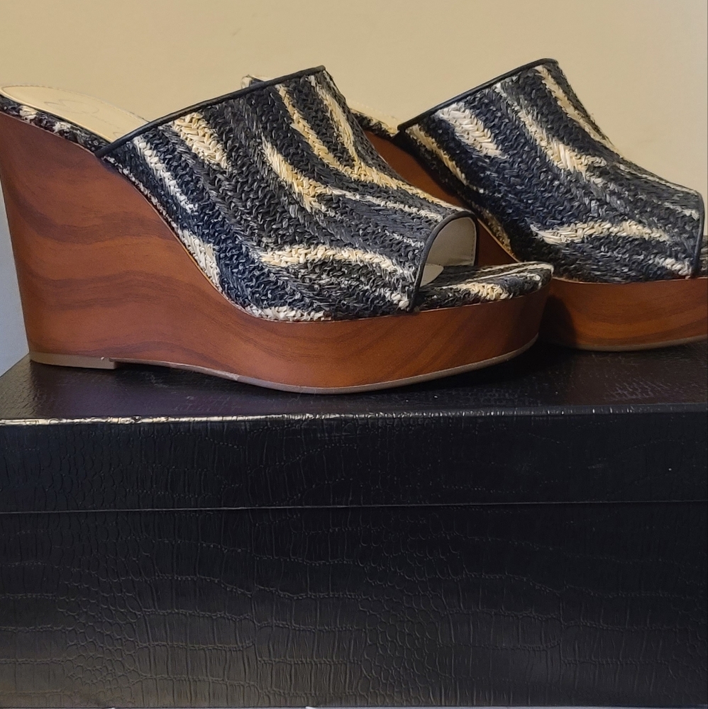 Jessica Simpson Zebra Twill Pattern Wedges Never Worn